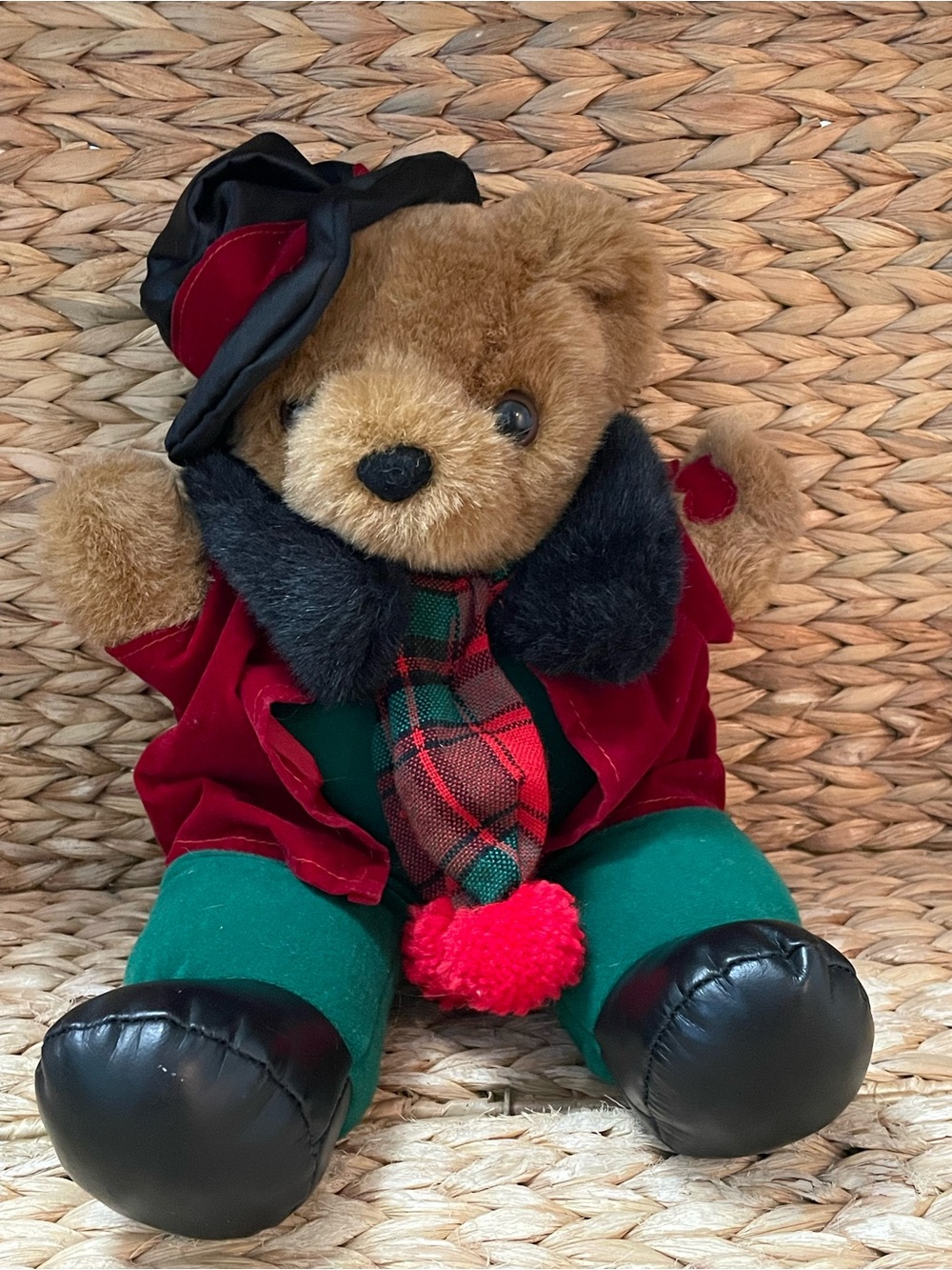 Vintage Dan-Dee Musical Christmas‎ Teddy Bear